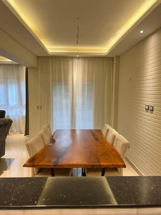Apartment Modern New Cozy And Comfortable *