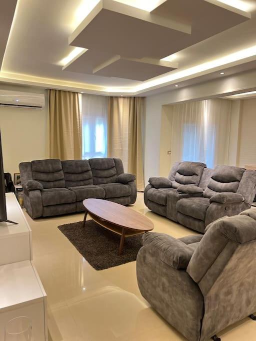 Modern New Cozy And Comfortable * Cairo